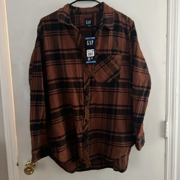 NWT FLANNEL by GAP SIZE LARGE - Picture 2 of 4
